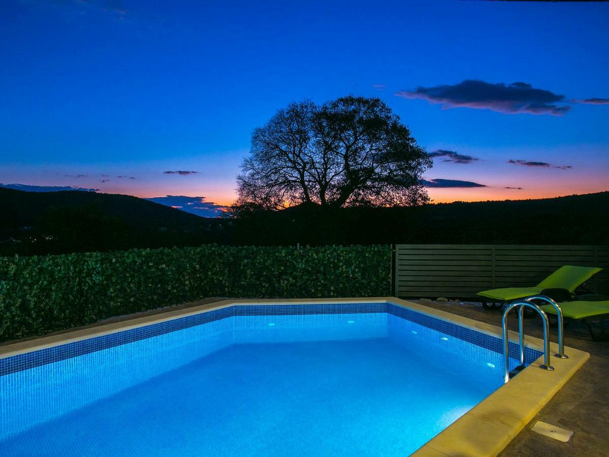 Villa Croatia Sea View With Heated Pool Vinišće Eksteriør bilde