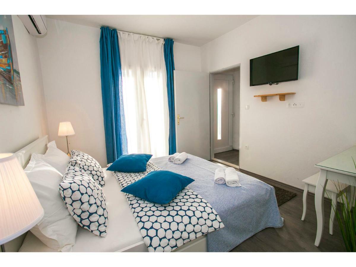 Villa Croatia Sea View With Heated Pool Vinišće Eksteriør bilde