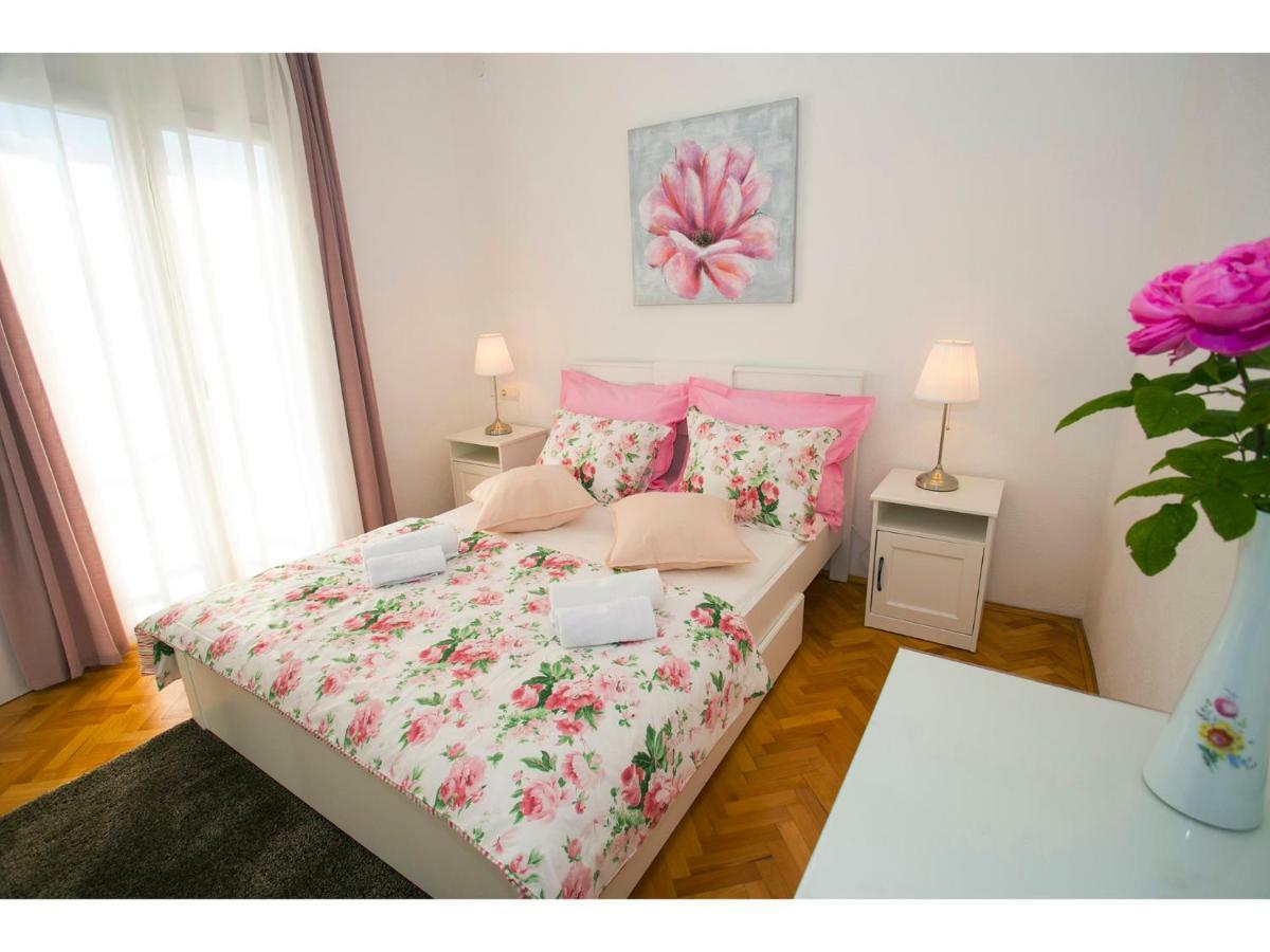 Villa Croatia Sea View With Heated Pool Vinišće Eksteriør bilde